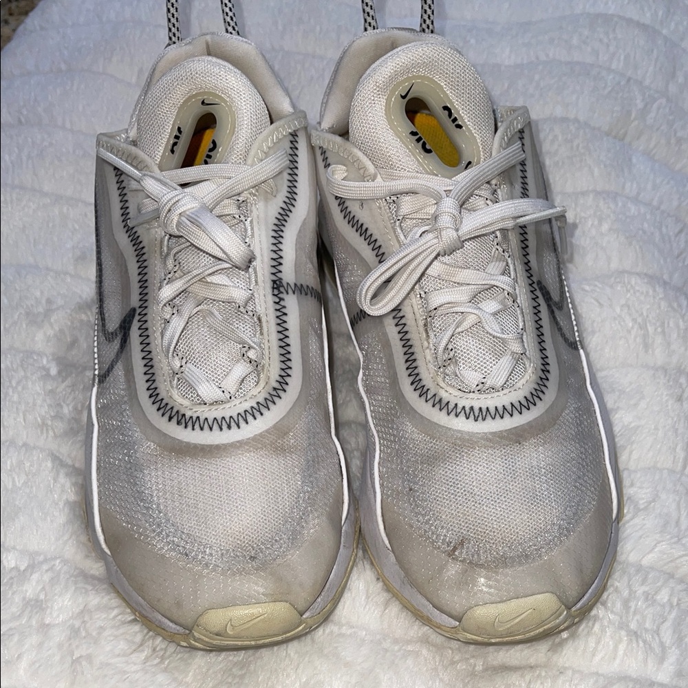 Nike Air 270